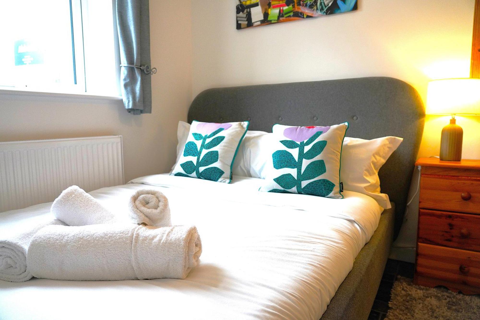 Sleeps 10, Free Parking, Close To Science Park, King Size Bed Milton (Cambridgeshire) Exterior foto