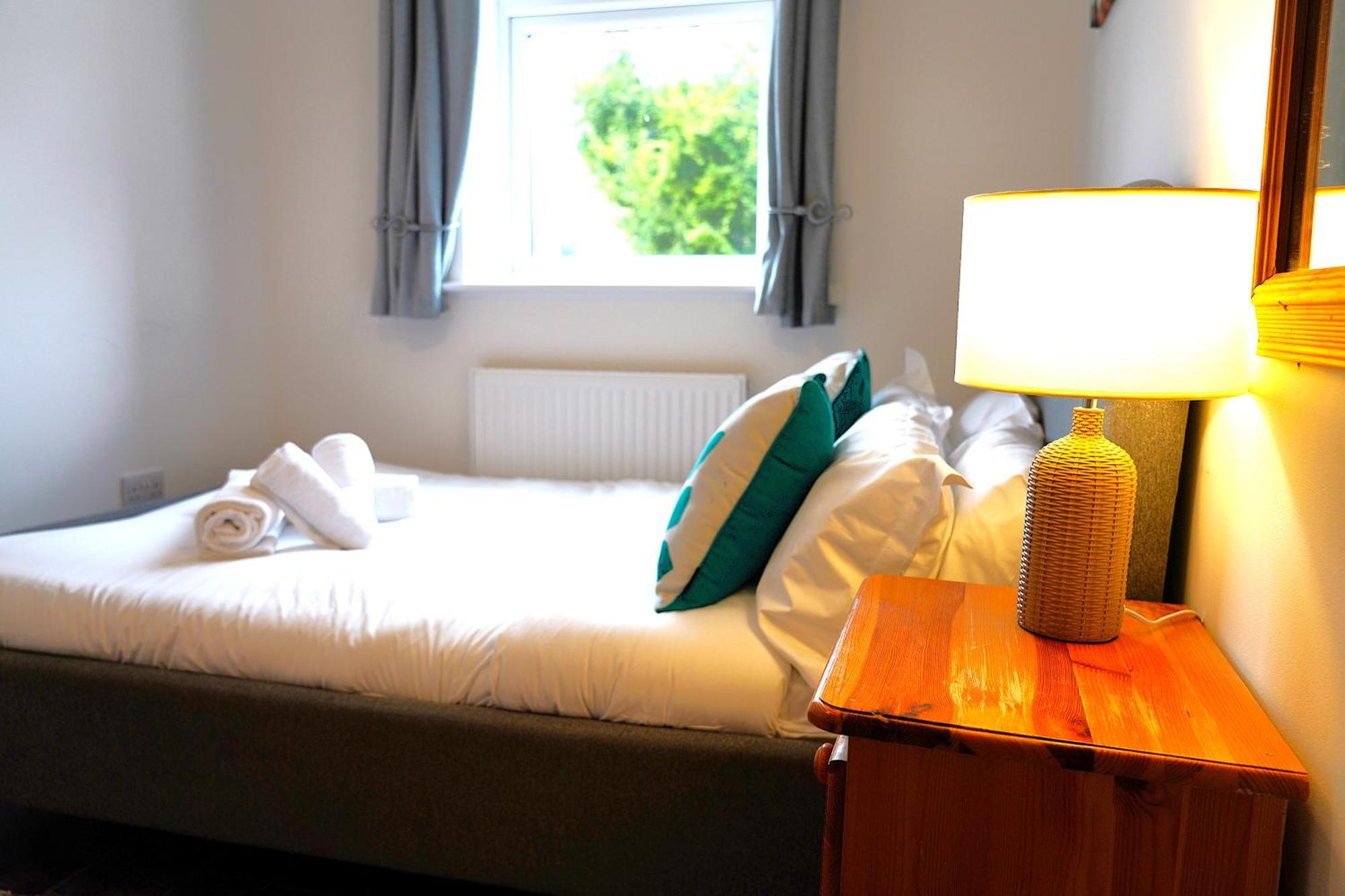 Sleeps 10, Free Parking, Close To Science Park, King Size Bed Milton (Cambridgeshire) Exterior foto